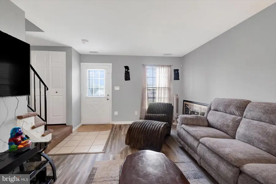 1112 Providence Ct, Frederick, MD 21703 - #3