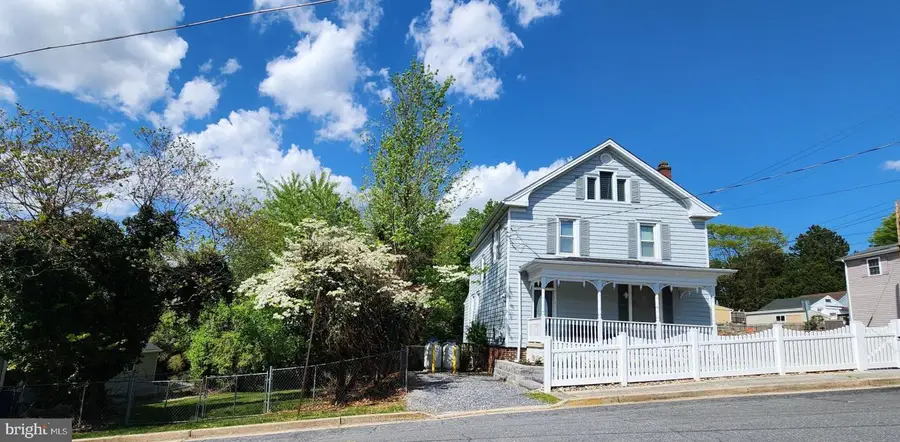 1 W E St W, Brunswick, MD 21716 - #2