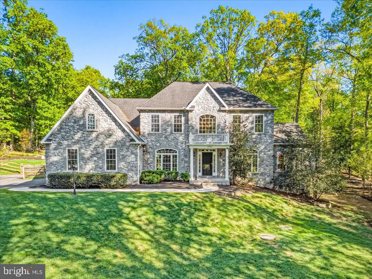 13903 Mitchell Ct, Mount Airy, MD 21771 - #1