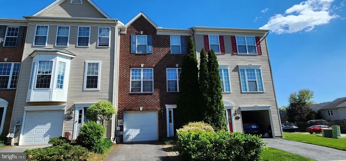 2499 Lakeside Dr, Frederick, MD 21702 - #1