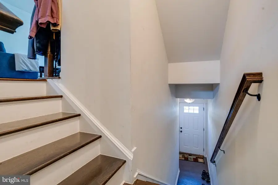 6214 Posey St, Frederick, MD 21703 - #2