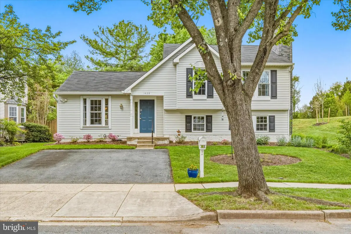 1420 Hunting Horn Ln, Frederick, MD 21703 - #1