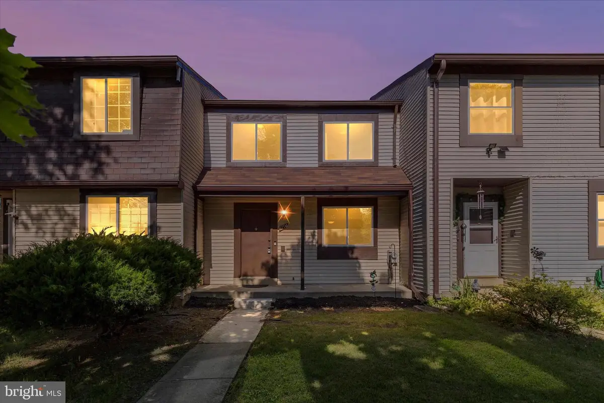 8796 Discovery Blvd, Walkersville, MD 21793 - #1