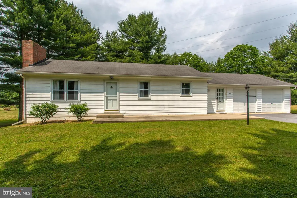 13806 Wolfsville Rd, Smithsburg, MD 21783 - #1
