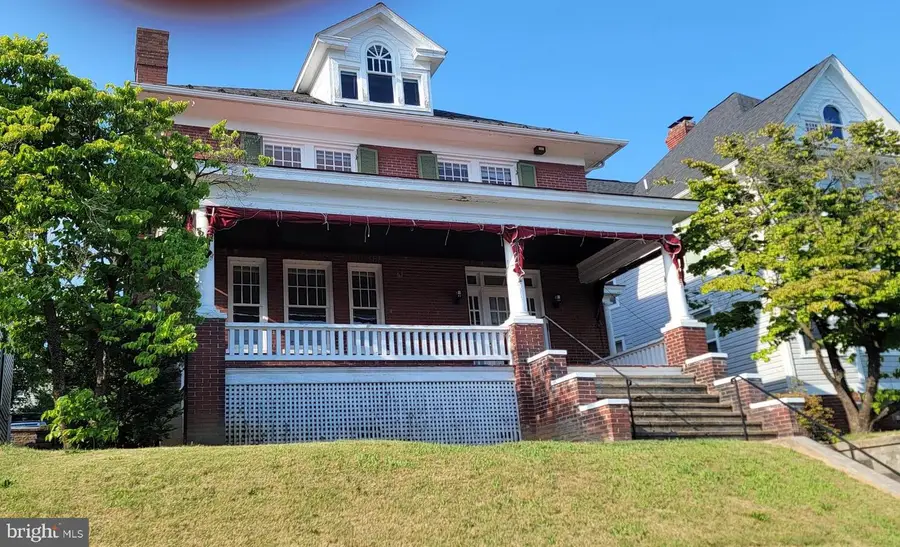 523 W Potomac St, Brunswick, MD 21716 - #2