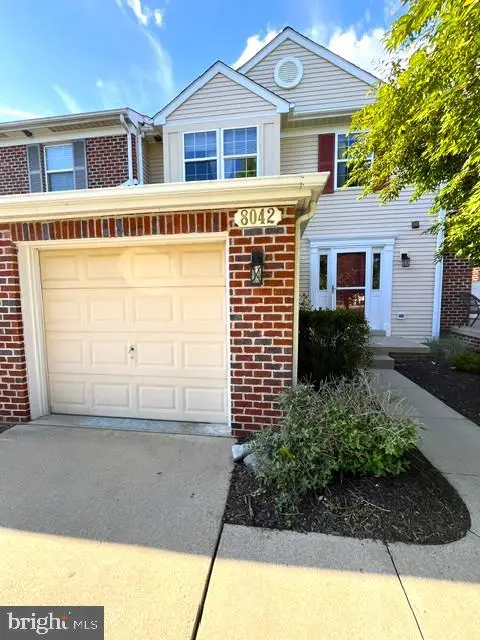 8042 Captains Ct, Frederick, MD 21701 - #2