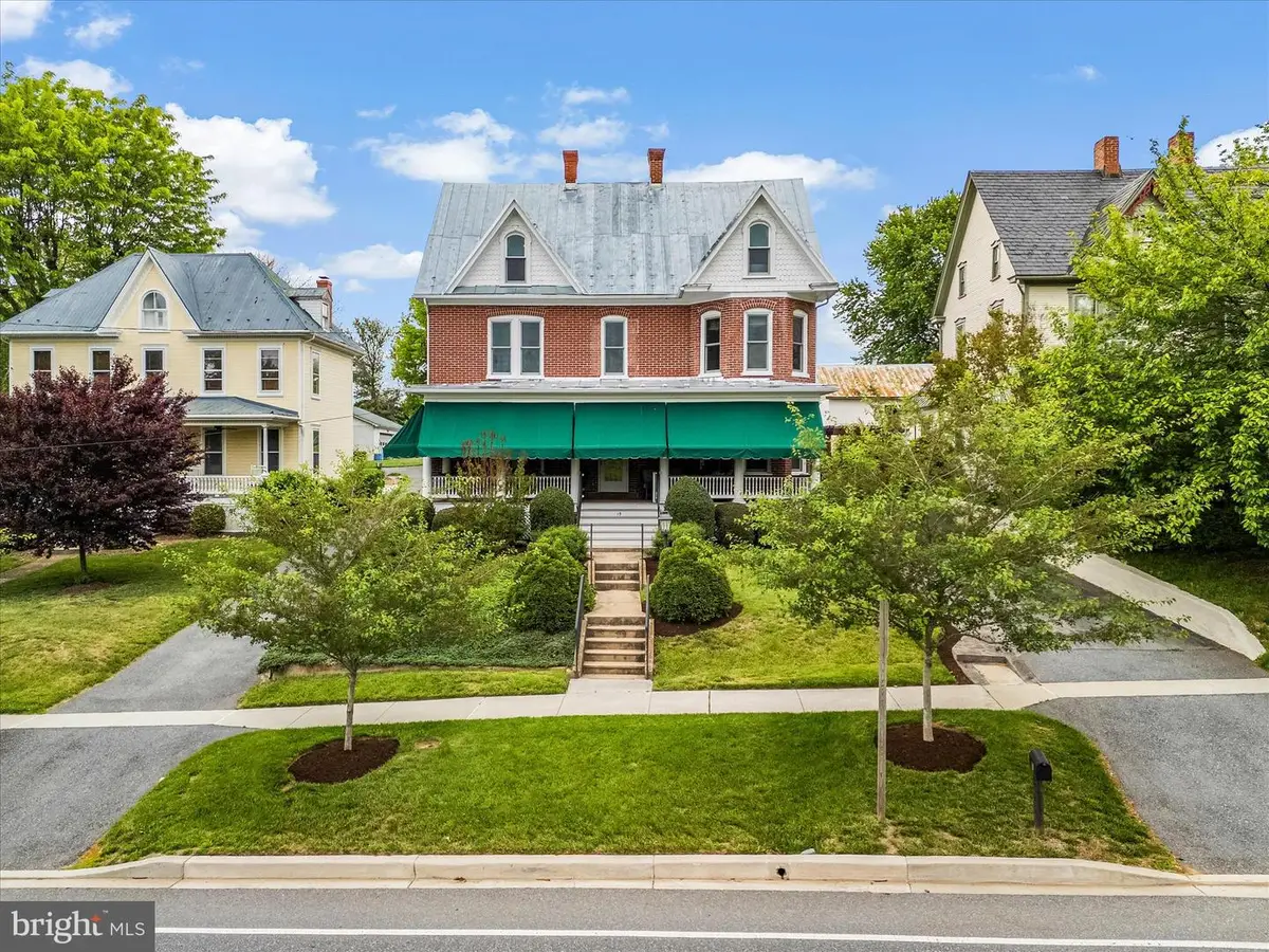 19 E Main St, Middletown, MD 21769 - #1