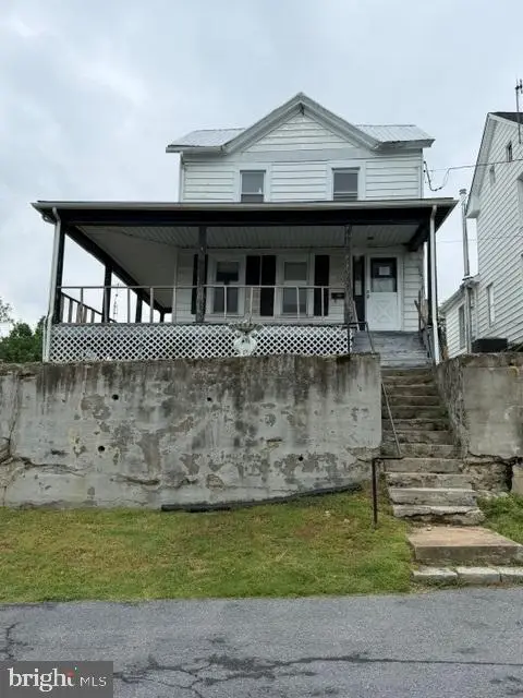805 E B St, Brunswick, MD 21716 - #2