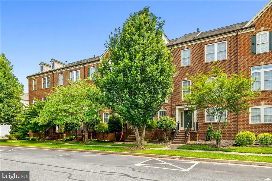 9393 Penrose St, Frederick, MD 21704 - #2