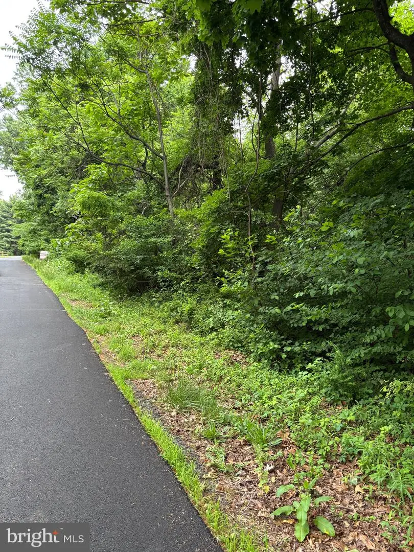 5706 Ridge Rd, Frederick, MD 21702 - #1