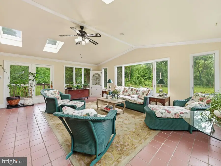 8730 Hampton Valley Rd, Emmitsburg, MD 21727 - #3
