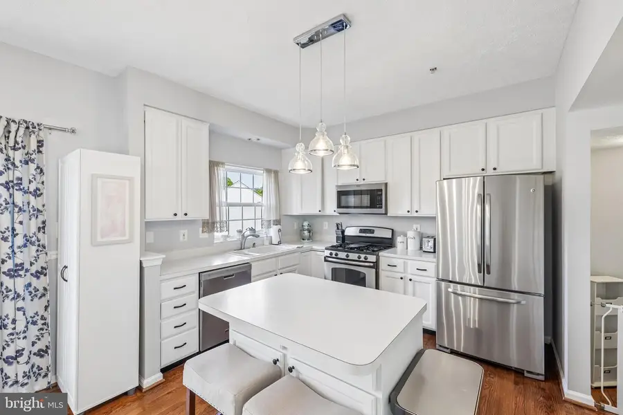 9445 Birchwood Ln, Frederick, MD 21701 - #3