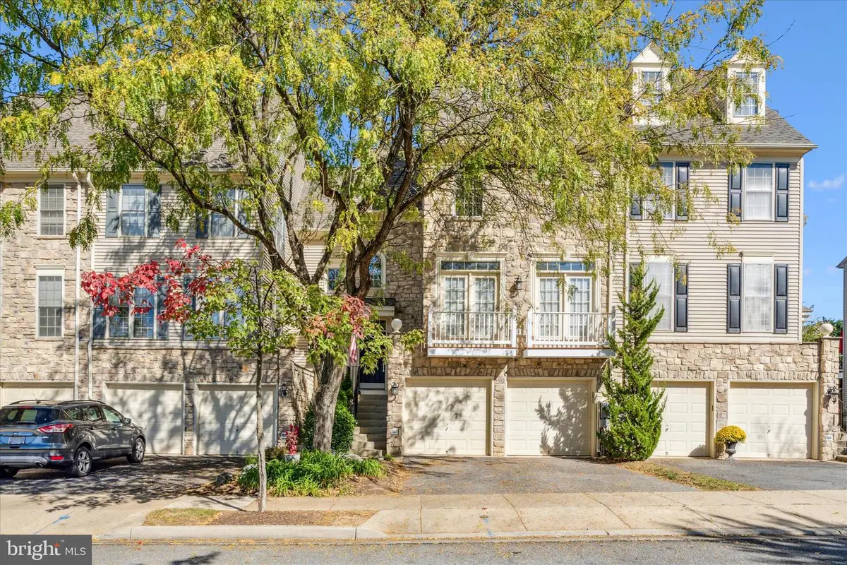 2442 Rippling Brook Rd, Frederick, MD 21701 - #1