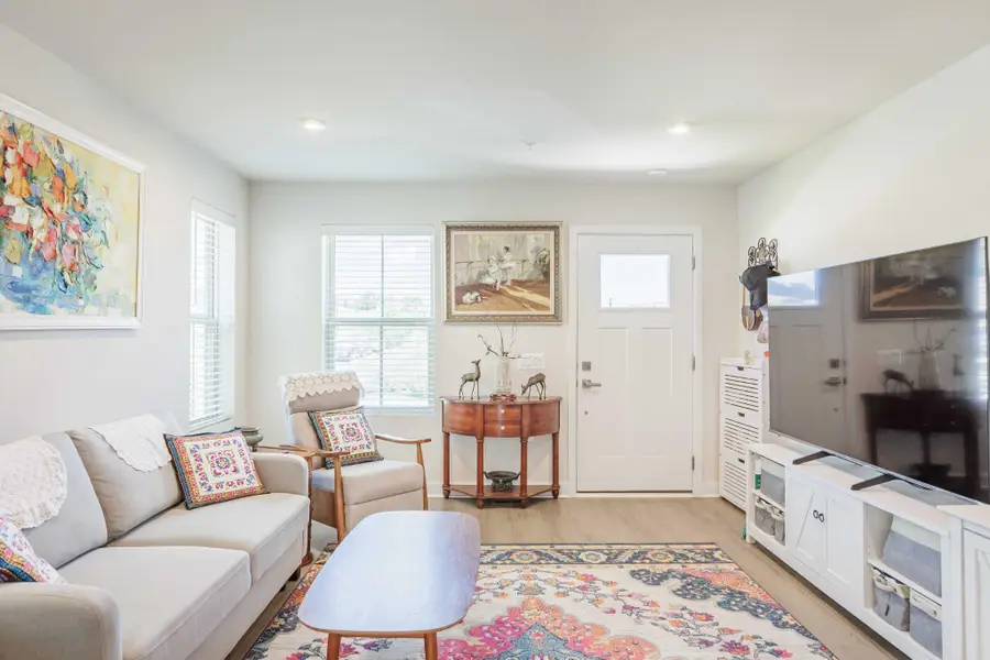 360 Shortleaf Cir, Frederick, MD 21702 - #3