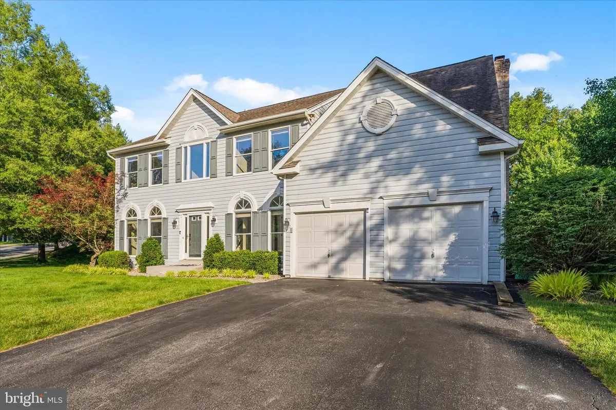 9009 Shadybrook Dr, Frederick, MD 21701 - #1