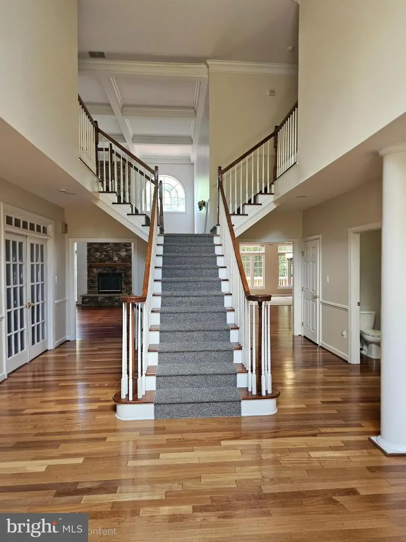 2148 Chestnut Ln, Frederick, MD 21702 - #2