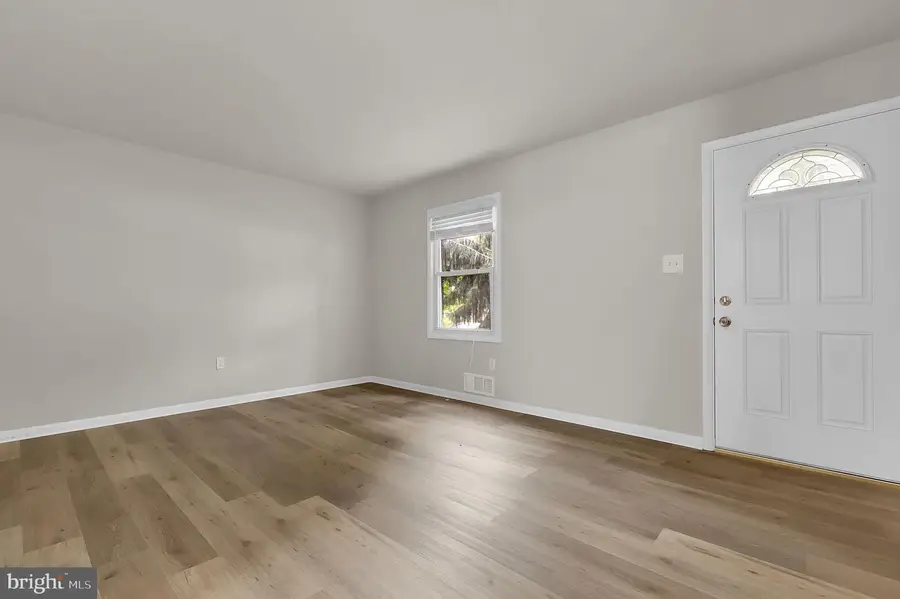 104 Catoctin Ave, Thurmont, MD 21788 - #2