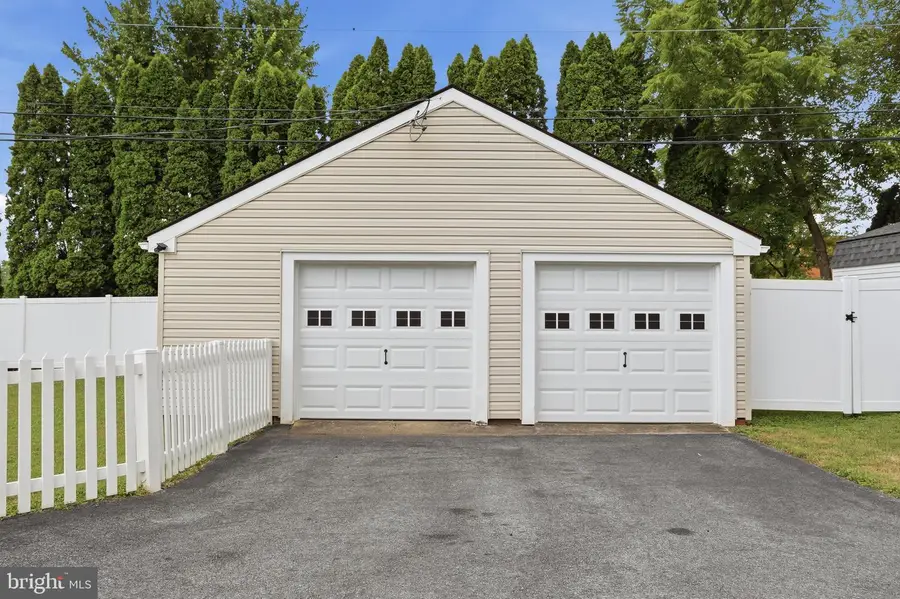 206 W 12th St, Frederick, MD 21701 - #2