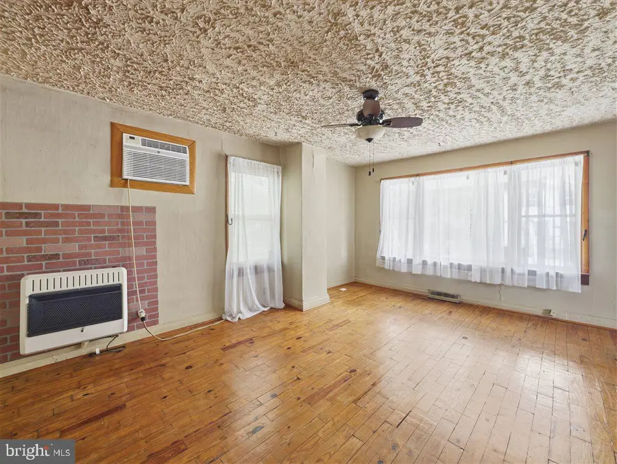 814 Tritapoe Dr, Knoxville, MD 21758 - #3