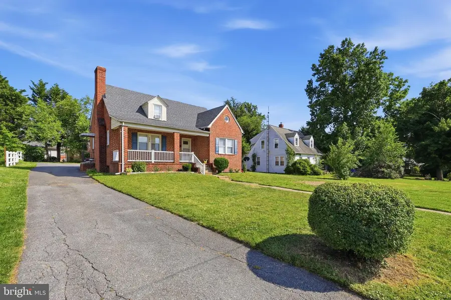 624 Military Rd, Frederick, MD 21702 - #2