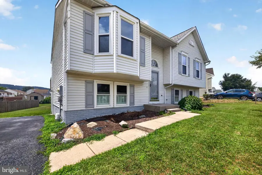 105 Colliery Dr, Thurmont, MD 21788 - #2