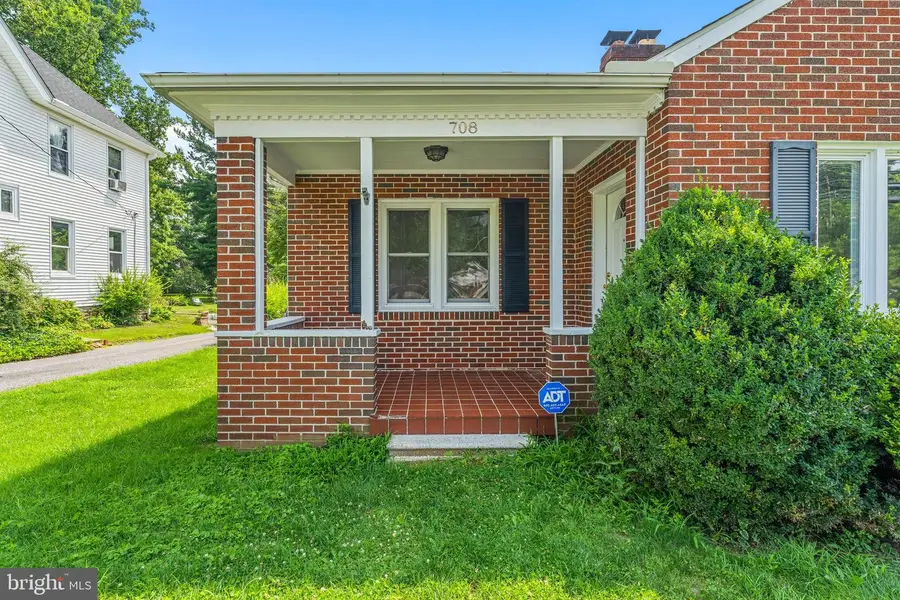 708 E Main St, Middletown, MD 21769 - #3
