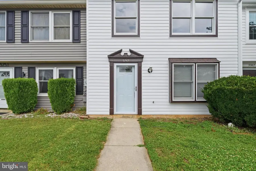 5749 Charstone Ct, Frederick, MD 21703 - #2