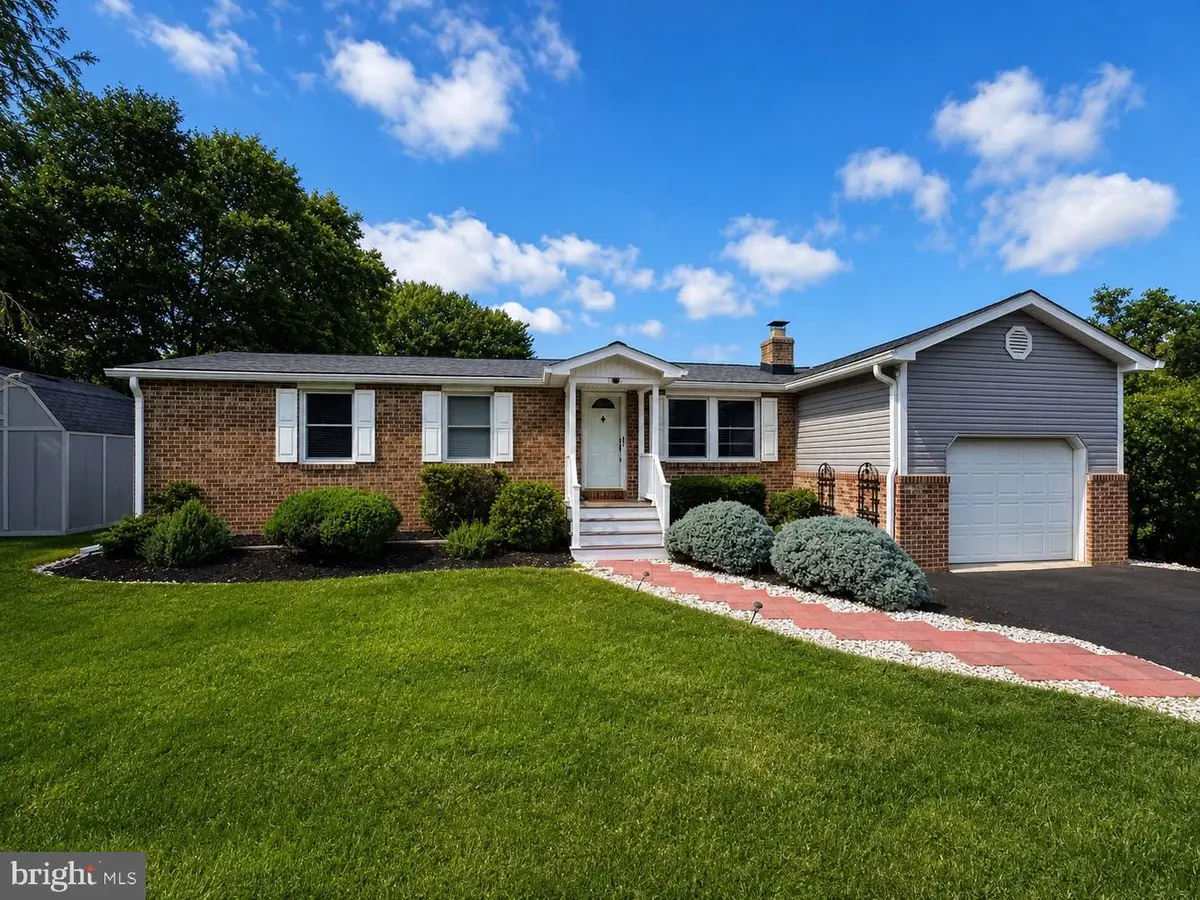 11986 Arlington Mill Rd, Union Bridge, MD 21791 - #1