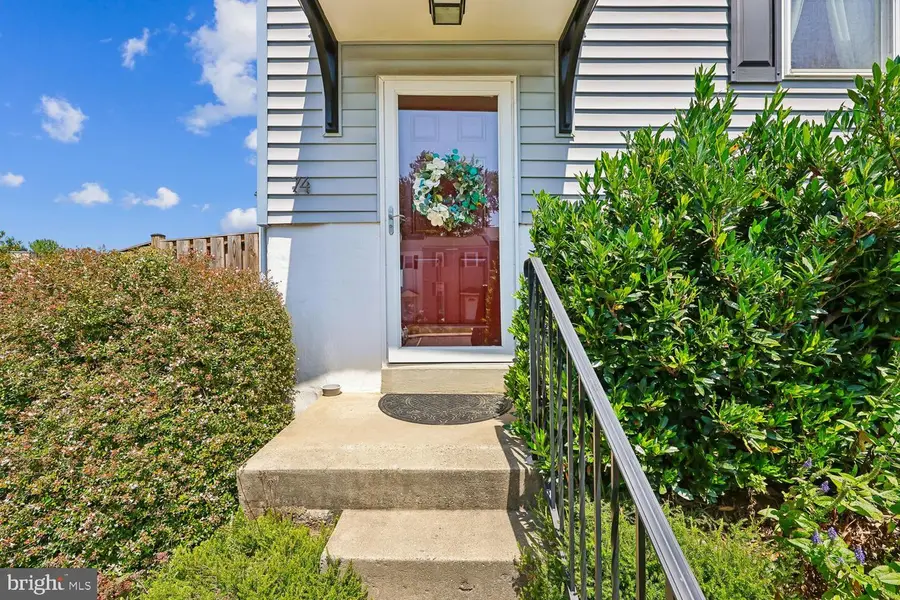 74 Oxford Ct, Walkersville, MD 21793 - #3