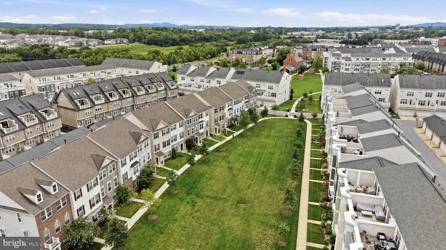 640 Blandwood Rd, Frederick, MD 21701 - #3