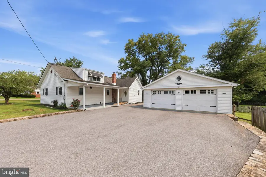 331 N Church St N, Thurmont, MD 21788 - #3