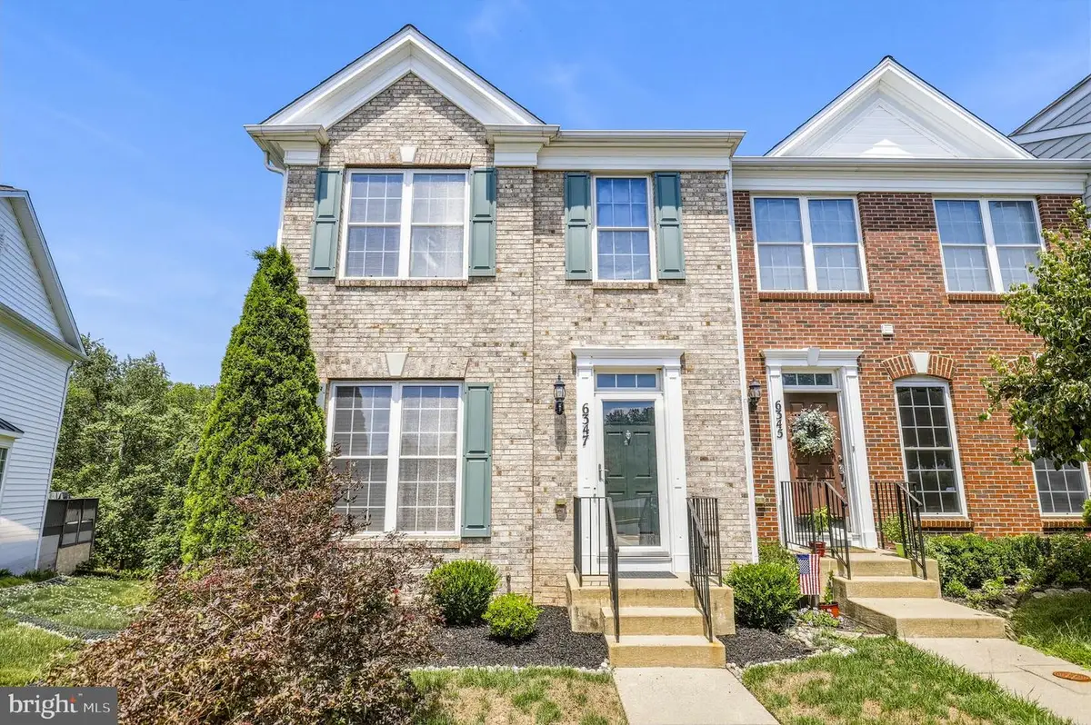 6347 Meandering Woods Ct, Frederick, MD 21701 - #1