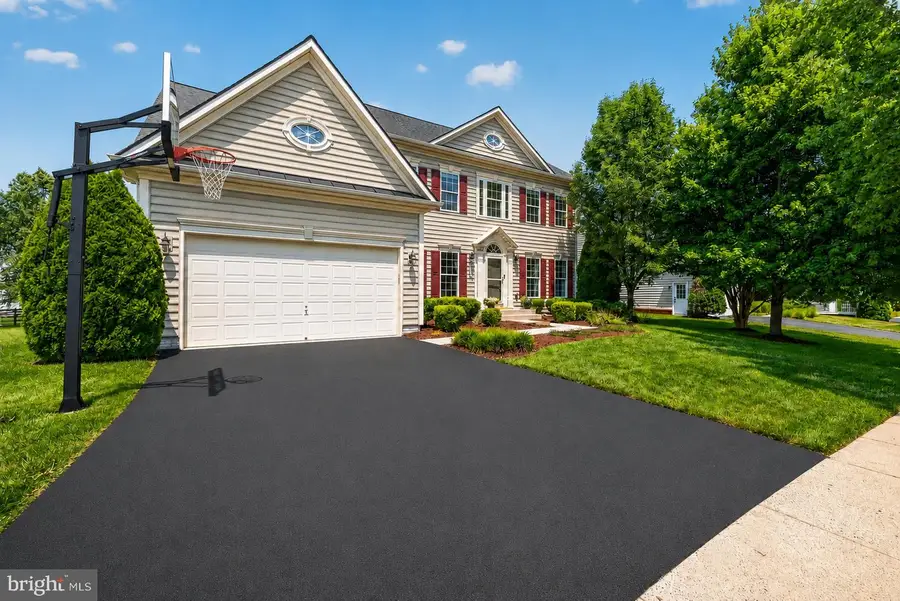9754 Wyndham Dr, Frederick, MD 21704 - #2