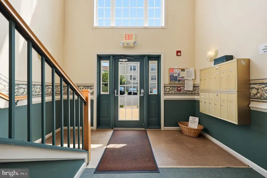 2501 Coleridge Dr, Frederick, MD 21702 - #3