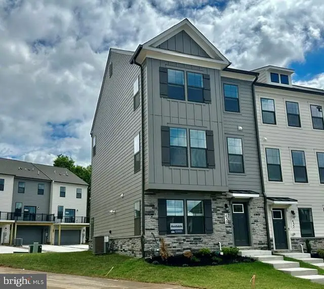 237 Moonroe Ave, Frederick, MD 21701 - #2