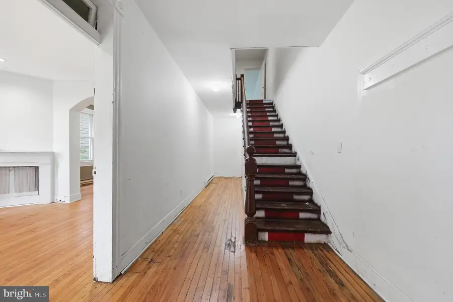 323 E Potomac St, Brunswick, MD 21716 - #2