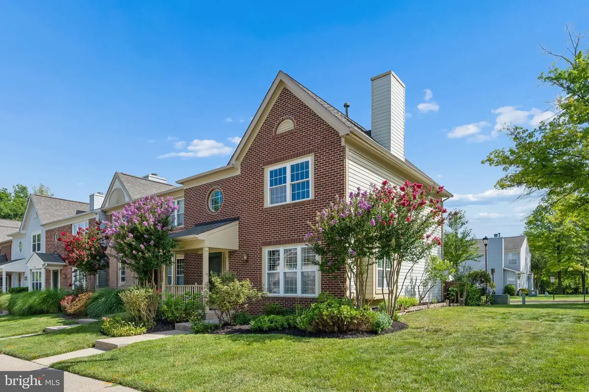 879 Waterford Dr, Frederick, MD 21702 - #1