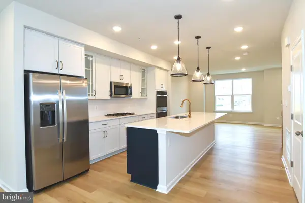 402 Matlock Ln, FREDERICK, MD 21701