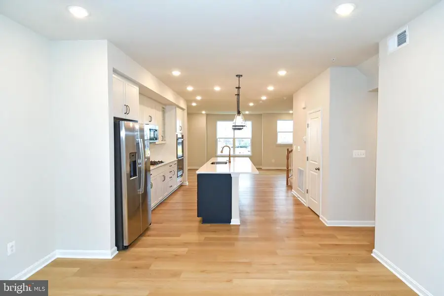402 Matlock Ln, Frederick, MD 21701 - #2
