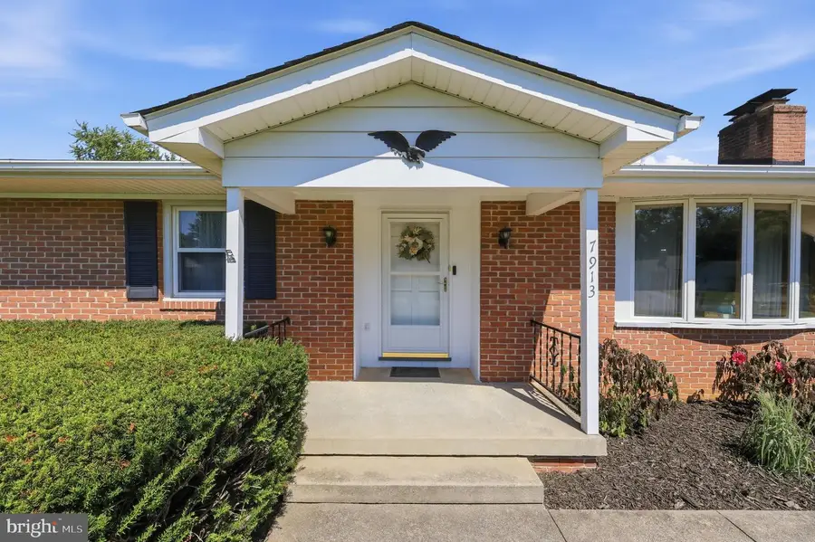7913 Juniper Dr, Frederick, MD 21702 - #3