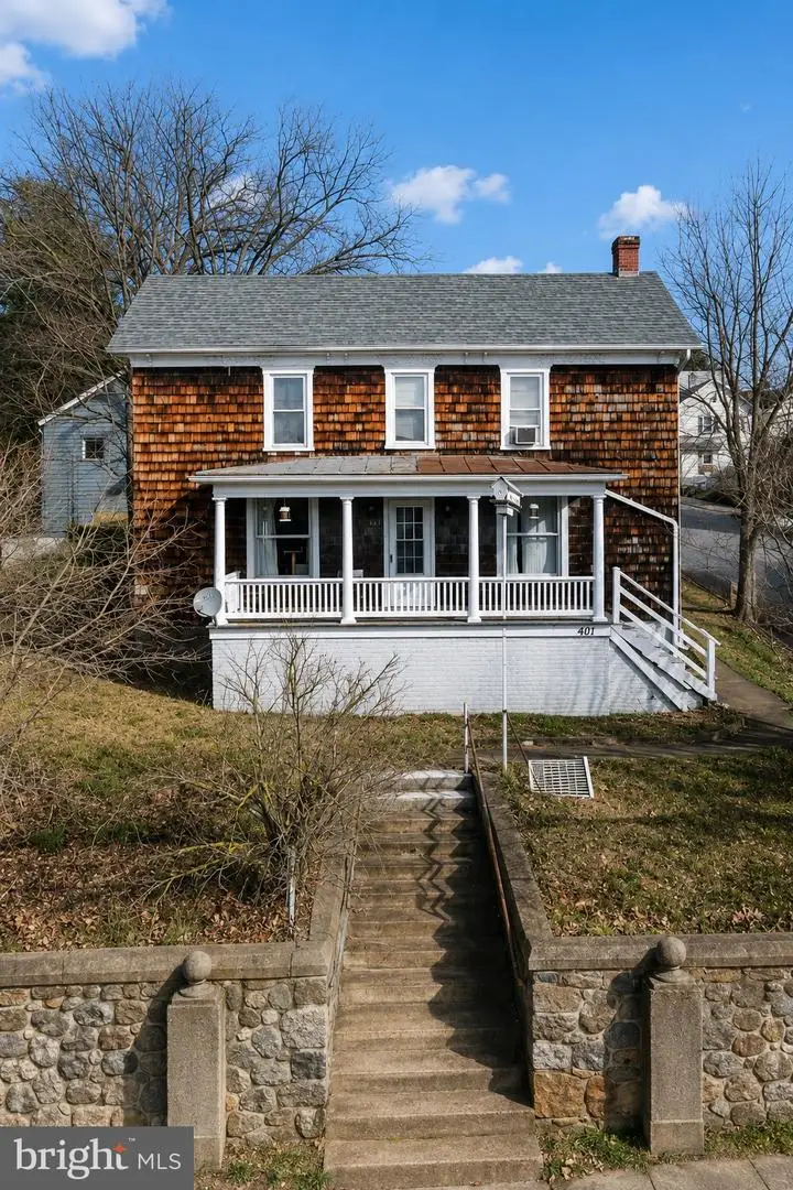 401 W Potomac St, Brunswick, MD 21716 - #1