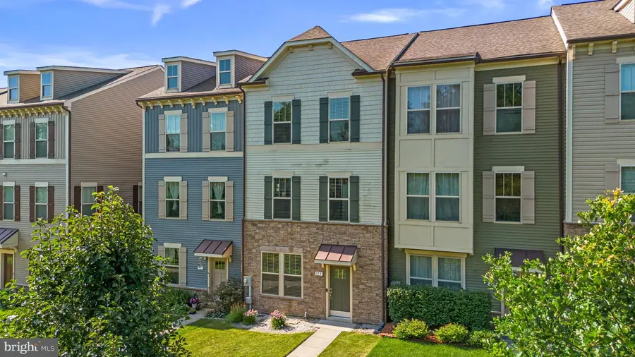915 Badger Ave, Frederick, MD 21702 - #3