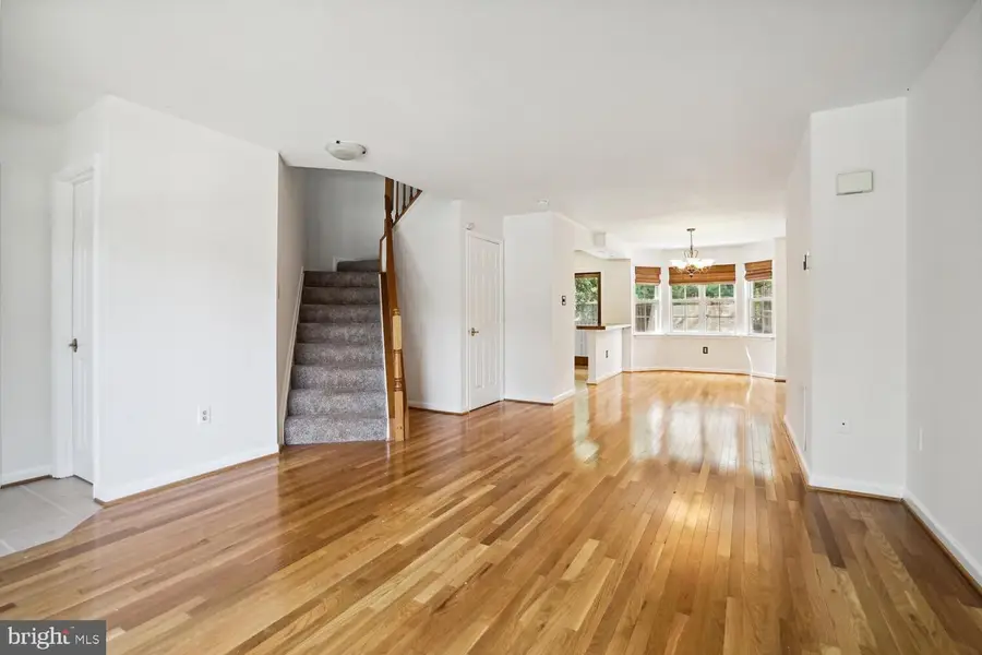 9205 Ridgefield Cir, Frederick, MD 21701 - #3