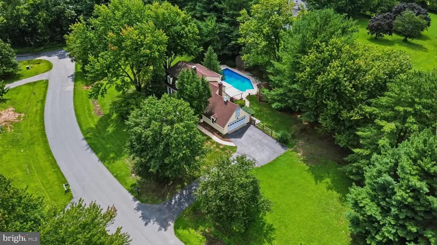 6102 Ridgeline Dr, Mount Airy, MD 21771 - #2