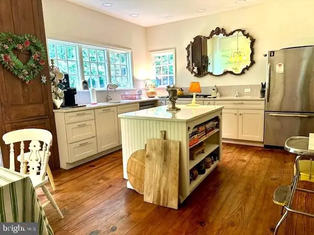 5510 Jackson Ct, Frederick, MD 21702 - #2