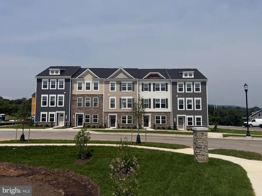 1556 Bentstalk Dr, Frederick, MD 21703 - #2