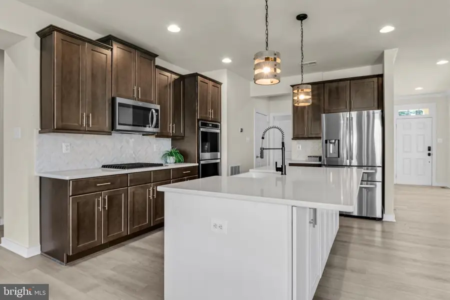 2063 Chamberlain Dr, Frederick, MD 21702 - #3