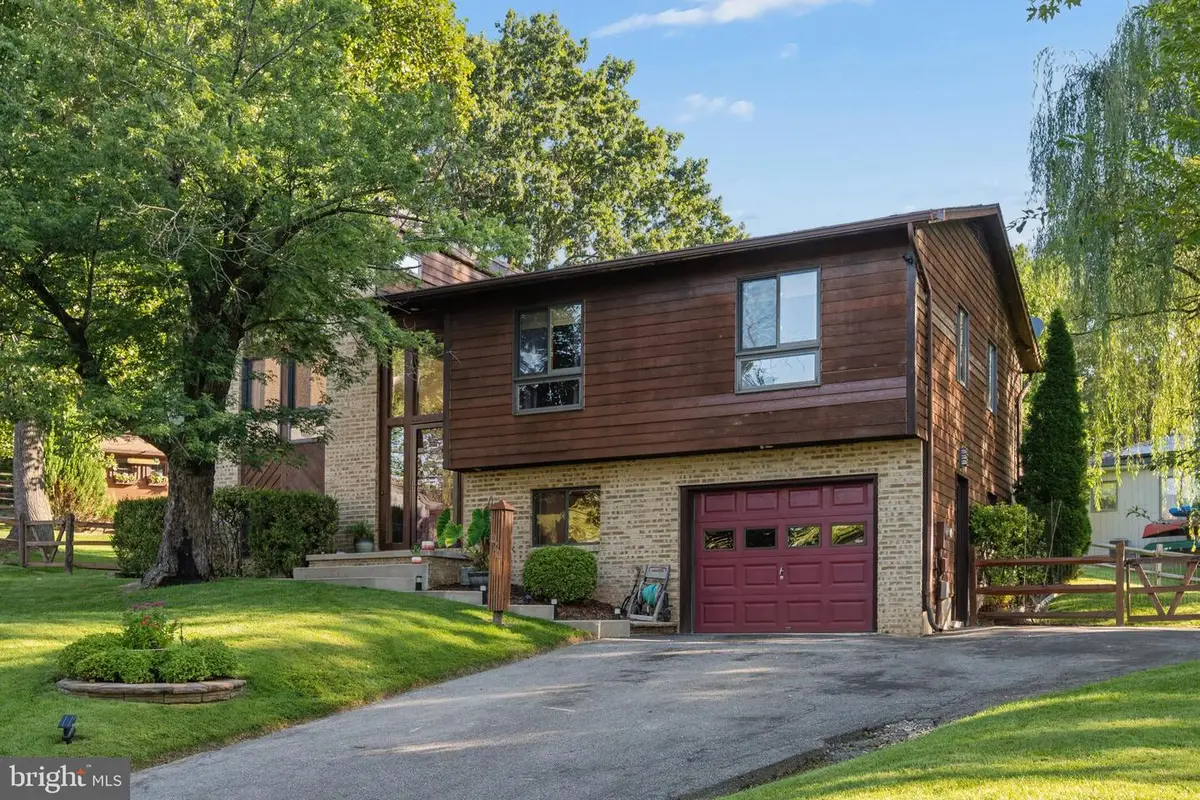 10206 Ladoga Pl, New Market, MD 21774 - #1