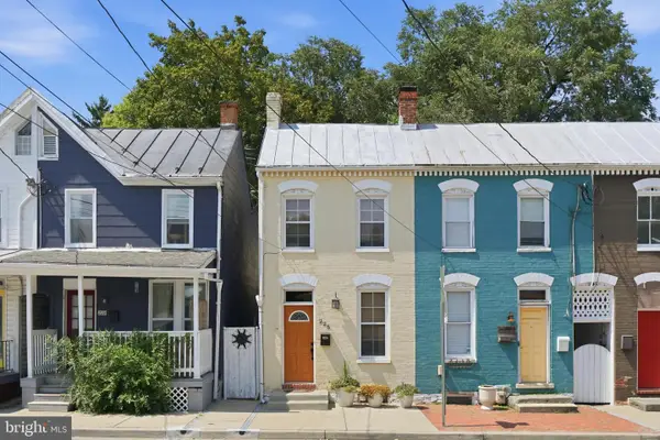 225 Center St, FREDERICK, MD 21701