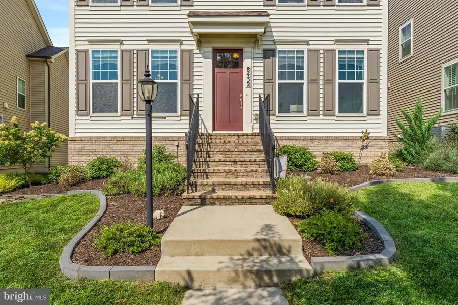 8432 Cliffview Ln, Frederick, MD 21704 - #2